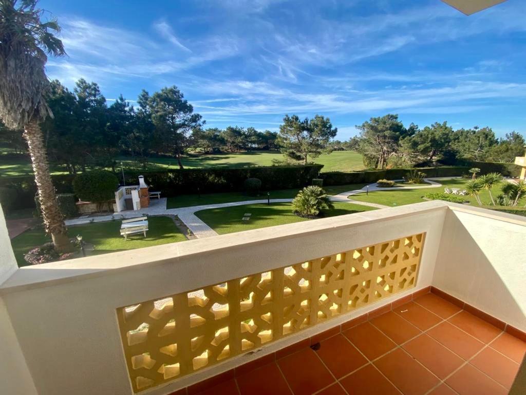 Golf & Praia Del Rey - Obidos -6 Hospedes Exterior photo